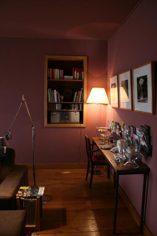 B&B La Chambre d'à Côté Aische-en-Refail Exterior foto